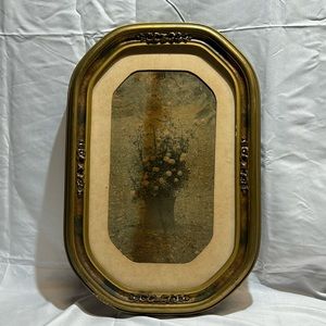 Antiquarian pictures: flowers in the vase.